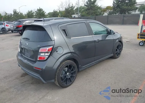 2018 Chevrolet Sonic Lt Auto z USA, uszkodzony, nr VIN 1G1JD6SB8J4102563